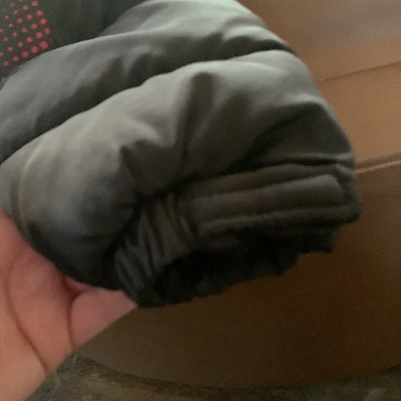 Vertical 9 boys size 5 6 red puffy winter jacket coat - Picture 5 of 8